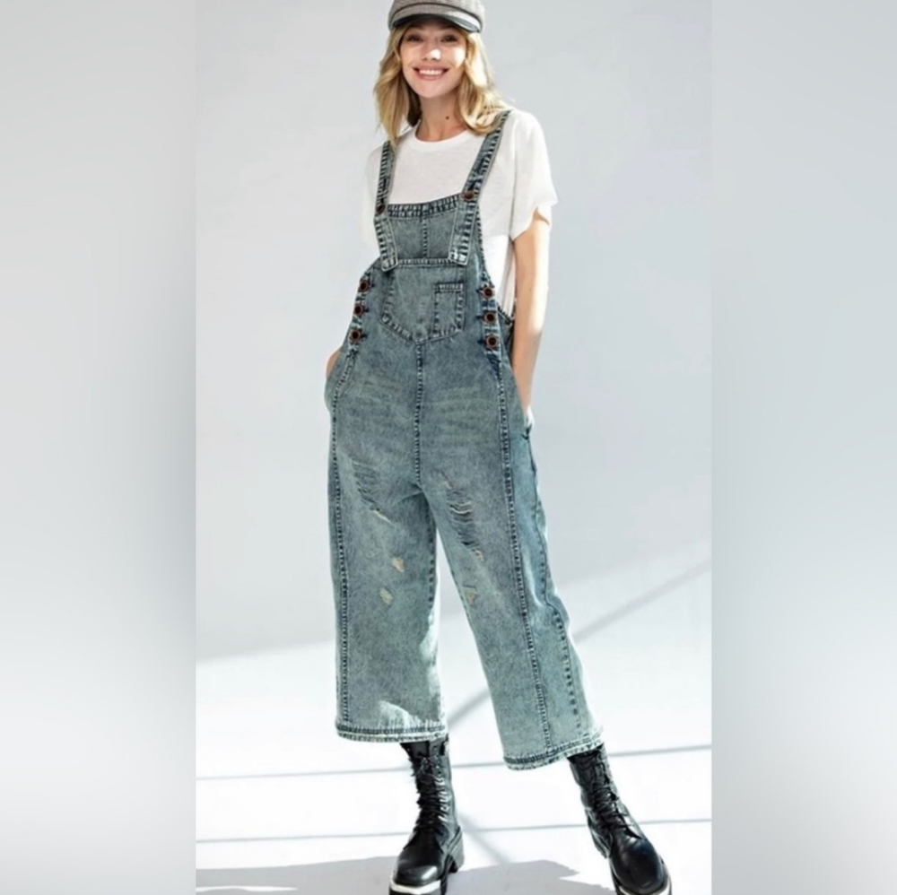 Womans Distressed Slouchy Oversized Loose Fit Washed Denim Crop Overalls Size XL
